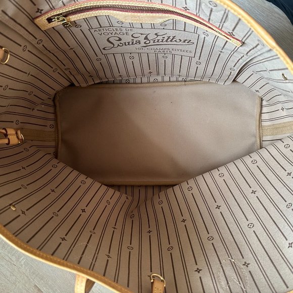 Authentic  Louis Vuitton Monogram M40990 Neverfull Gm Tote - Picture 6 of 7